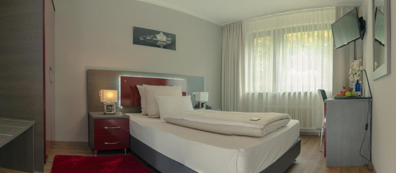 Waldhotel Sindelfingen Am Eichholz Kültér fotó